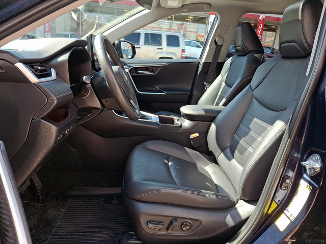 Used 2023 Toyota RAV4 Limited w/ Limited Grade Weather Package FWD image 14