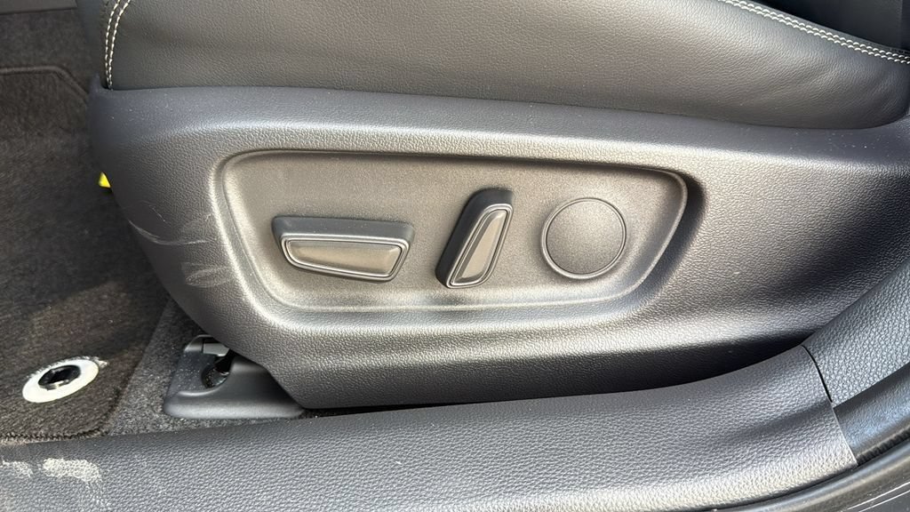 Used 2026 Toyota Corolla XLE FWD image 20