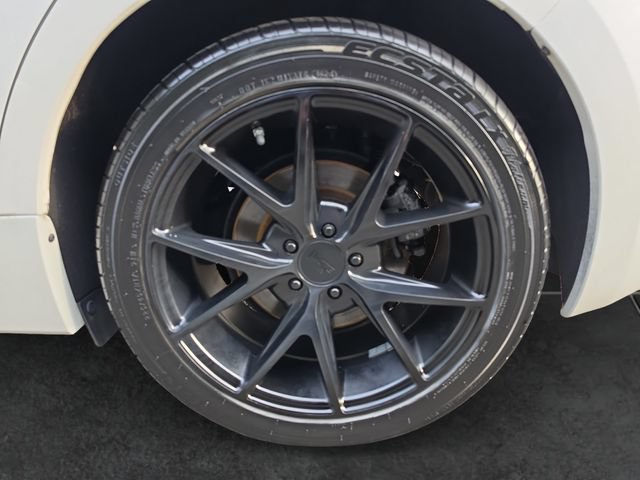 Used 2013 Lexus CT 200h w/ Premium Pkg w/Navigation FWD image 9