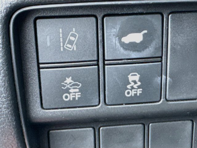 Used 2018 Honda CR-V Touring image 10