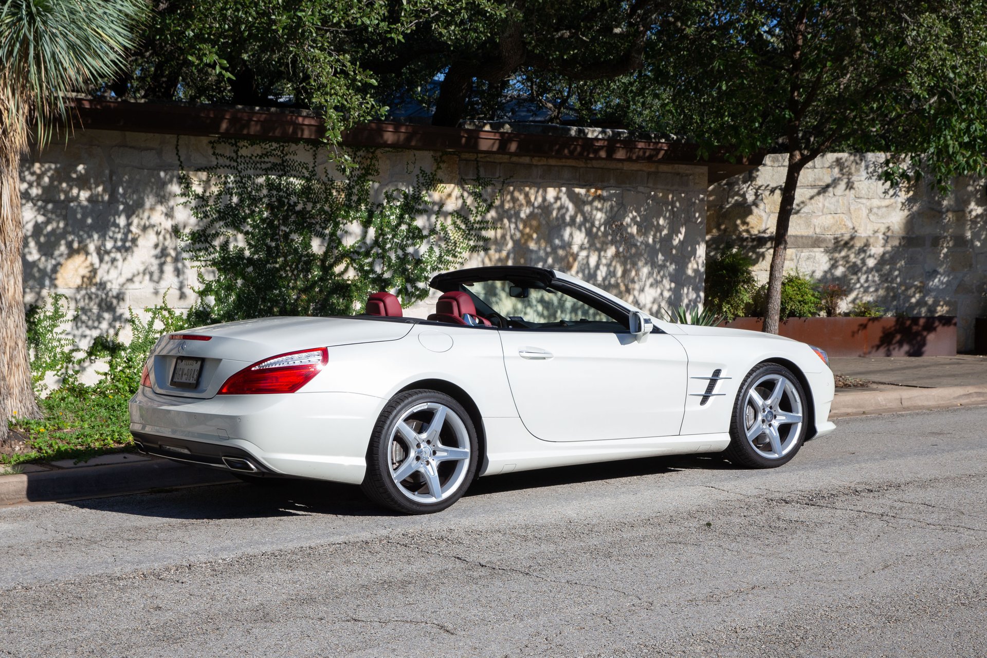 Used 2015 Mercedes-Benz SL 400 image 7