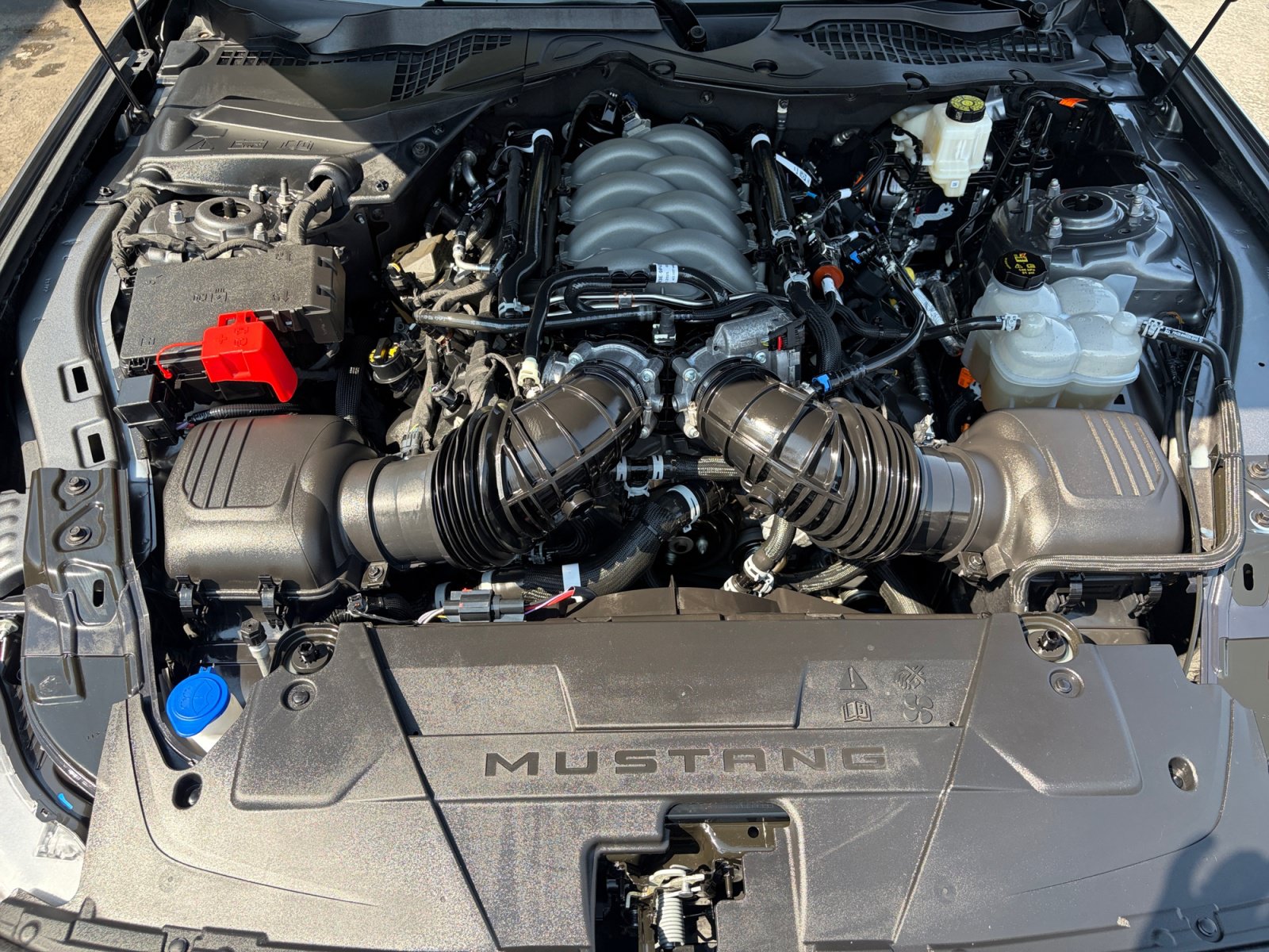 Used 2025 Ford Mustang GT Premium RWD image 30