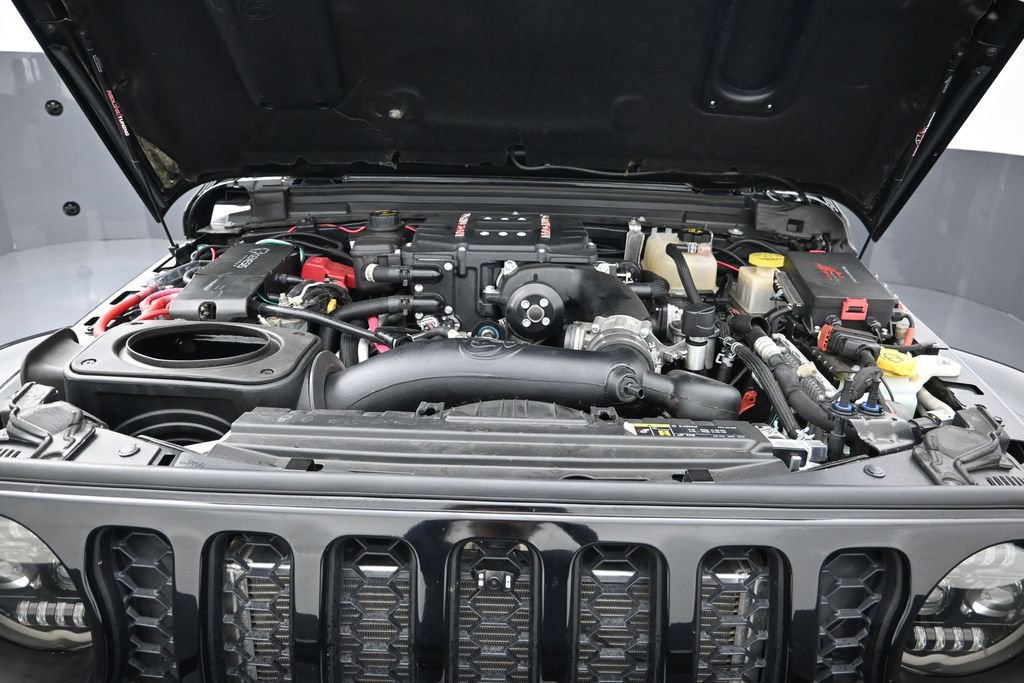 Used 2020 Jeep Gladiator Overland AWD/4WD image 9