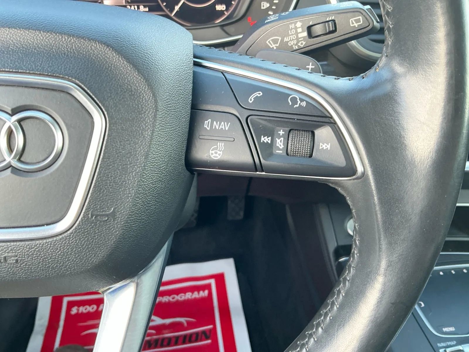 Used 2020 Audi Q5 e Premium Plus w/ Premium Plus Package image 28