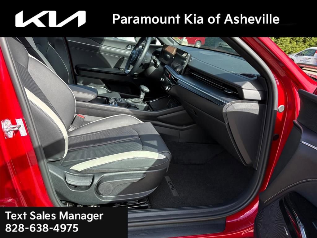 Used 2025 Kia K5 GT-Line w/ GT-Line Premium Package image 21