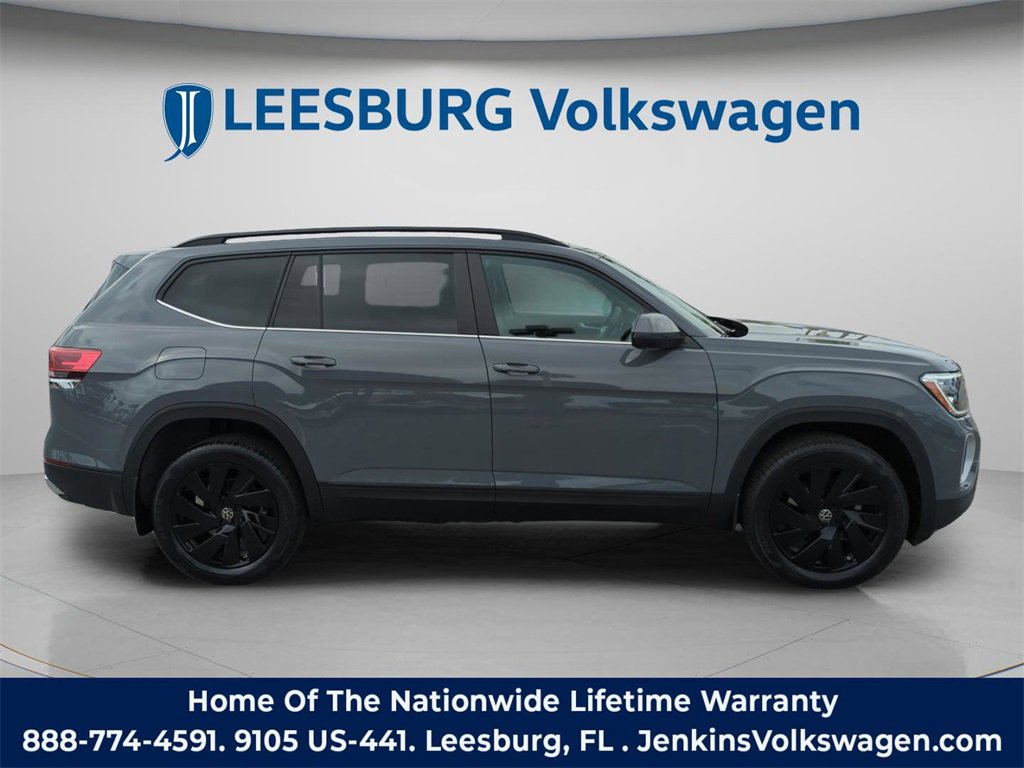 New 2026 Volkswagen Atlas SE image 3