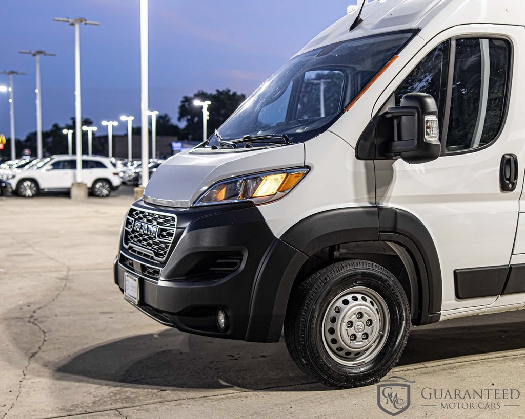 Used 2025 RAM ProMaster 2500 w/ Convenience Group FWD image 5
