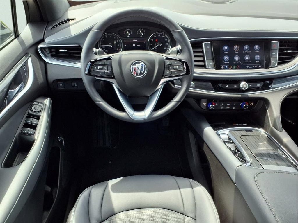 Certified 2023 Buick Enclave Essence w/ Experience Buick Package FWD image 2