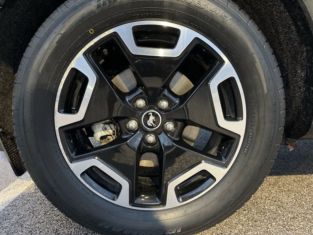 Used 2021 Ford Bronco Sport Outer Banks w/ Outer Banks Package image 12