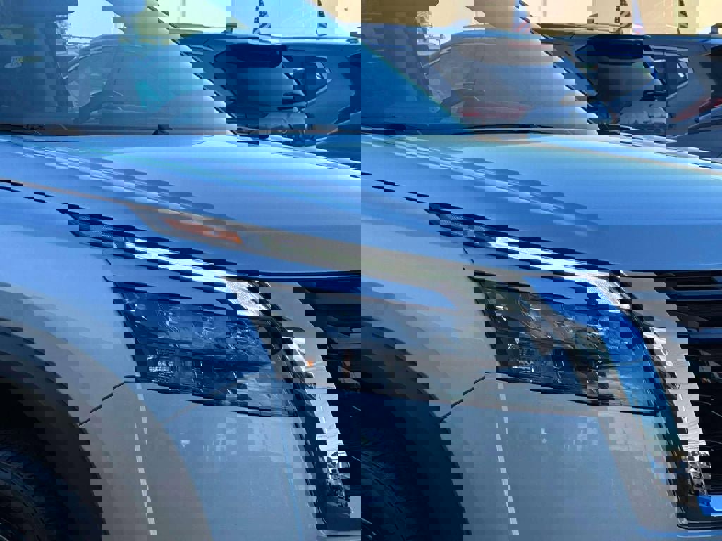 Used 2024 Nissan Pathfinder SV image 8