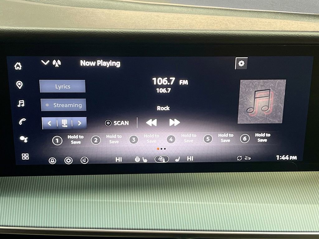 Used 2025 Nissan Murano SL image 15