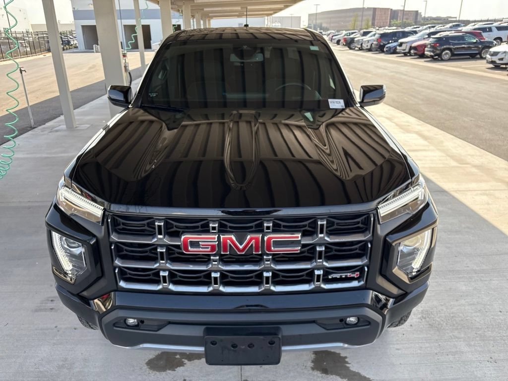 Used 2025 GMC Canyon AT4 w/ AT4 Premium Package AWD/4WD image 10