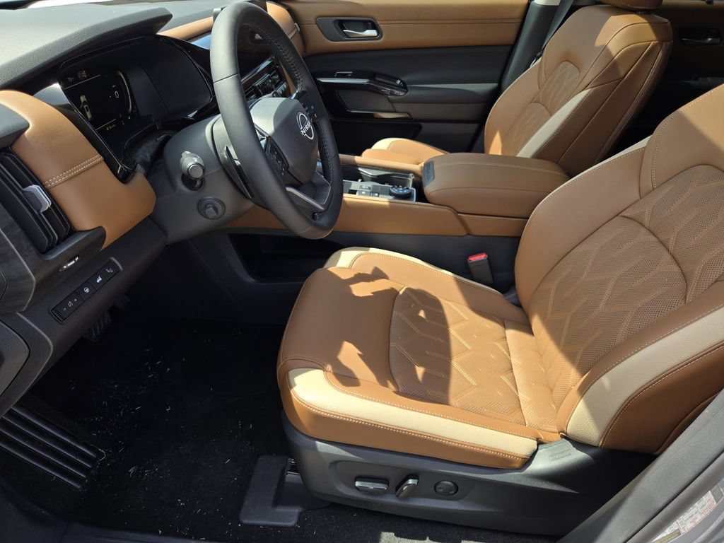 New 2026 Nissan Pathfinder Platinum AWD/4WD image 20