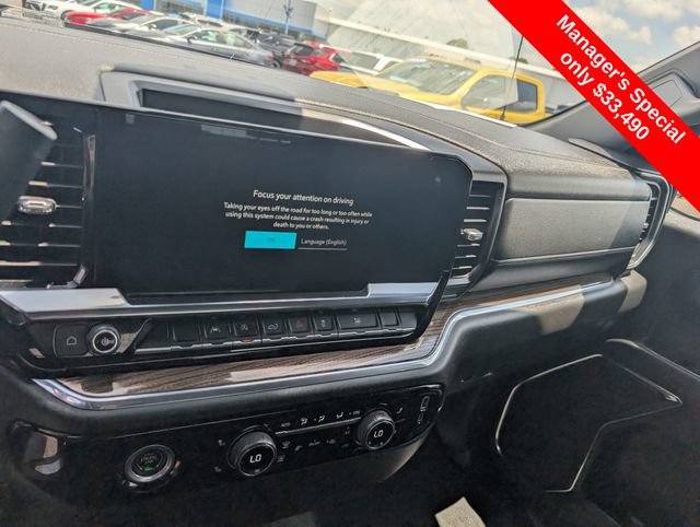 Used 2024 Chevrolet Silverado 1500 LT AWD/4WD image 21