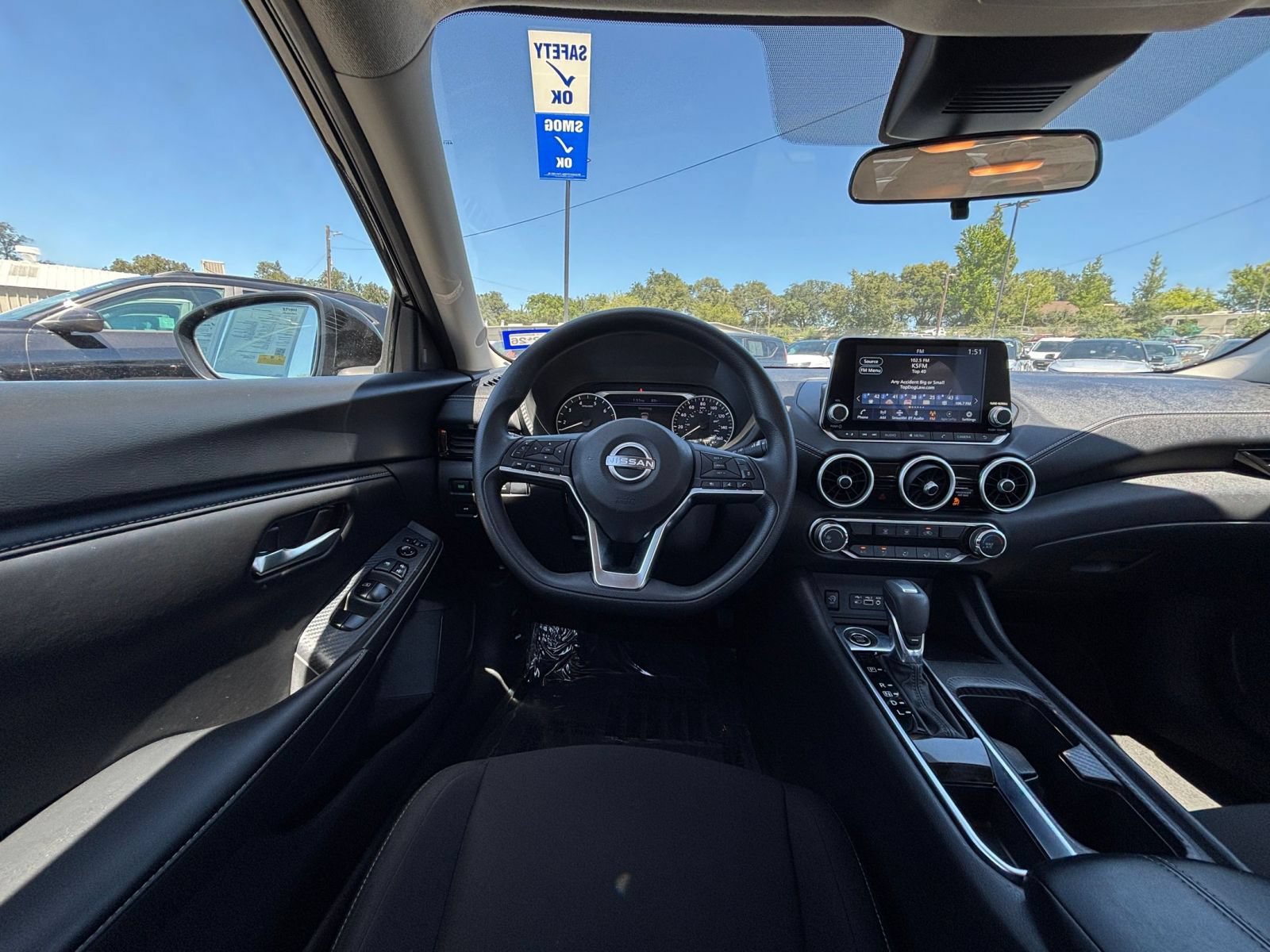 Used 2025 Nissan Sentra SV FWD image 31