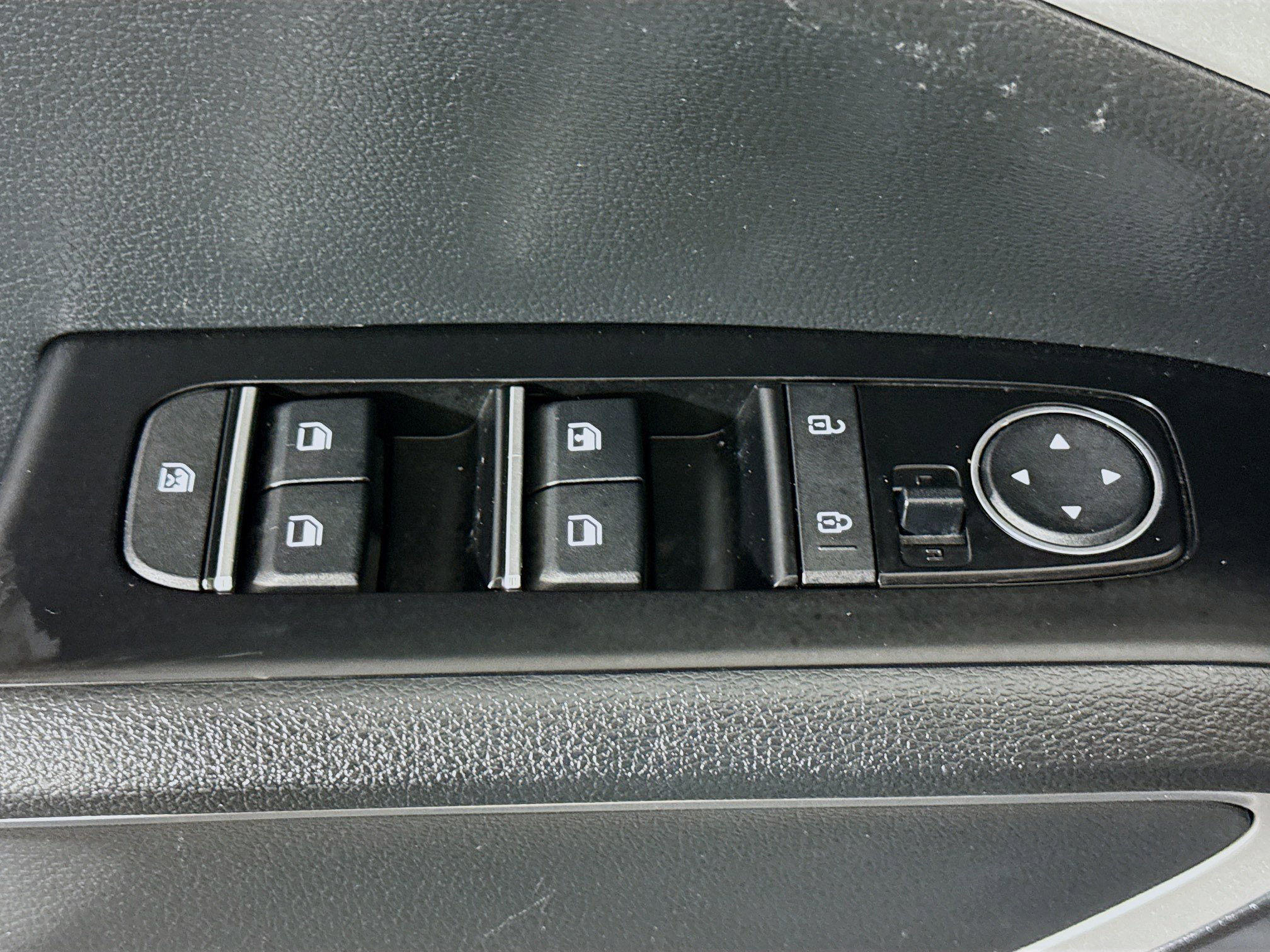 Used 2025 Kia Soul LX w/ LX Technology Package image 23