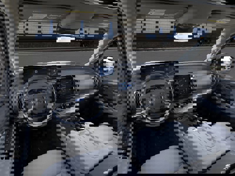 New 2025 Ford Expedition Platinum w/ Driver's Package image 32