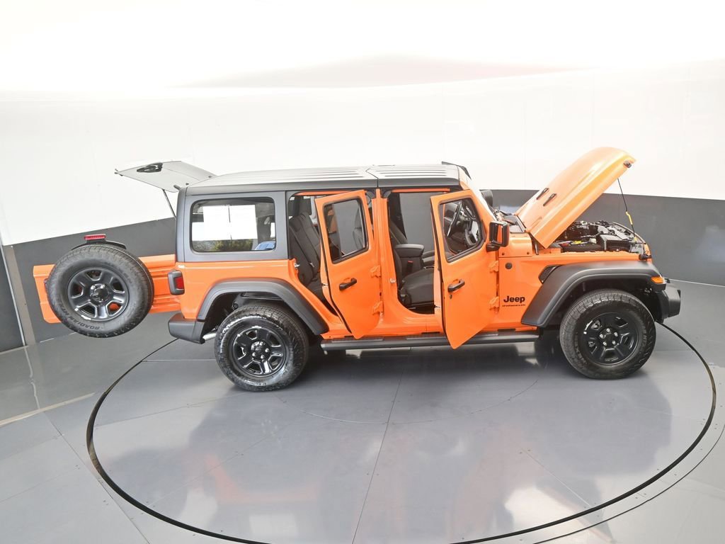 Used 2025 Jeep Wrangler Sport image 70