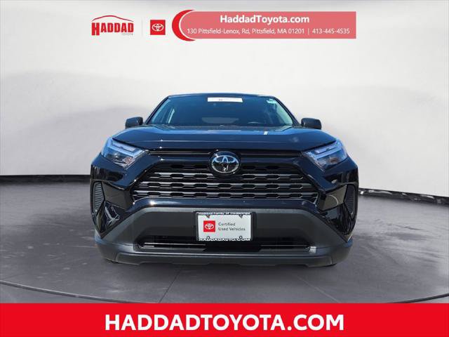Certified 2024 Toyota RAV4 LE AWD/4WD image 9