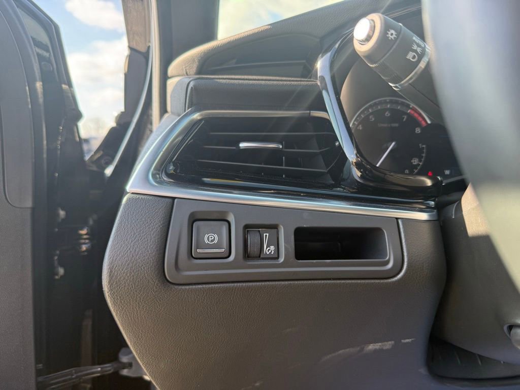 Certified 2025 Cadillac XT6 Premium Luxury image 14