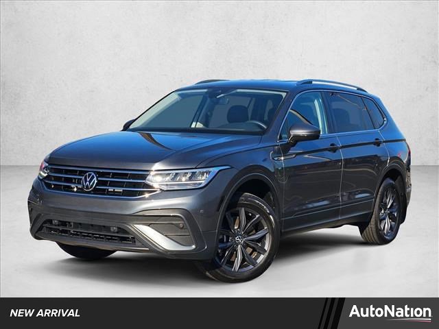 Used 2023 Volkswagen Tiguan SE