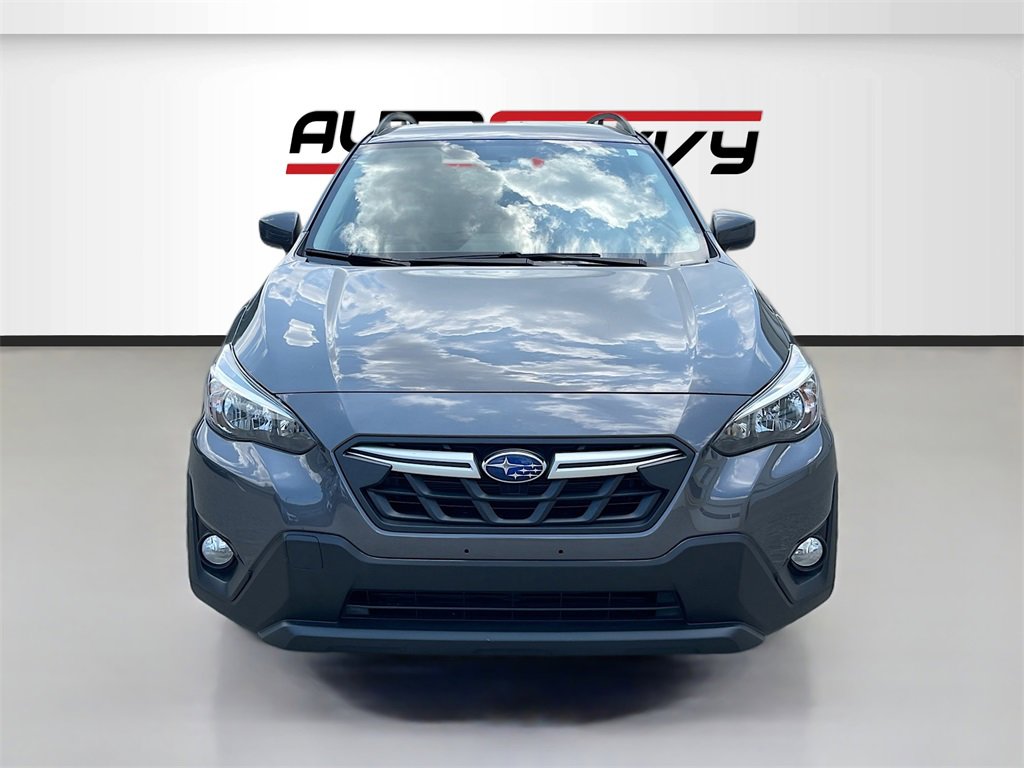Used 2022 Subaru Crosstrek 2.0i Premium image 2