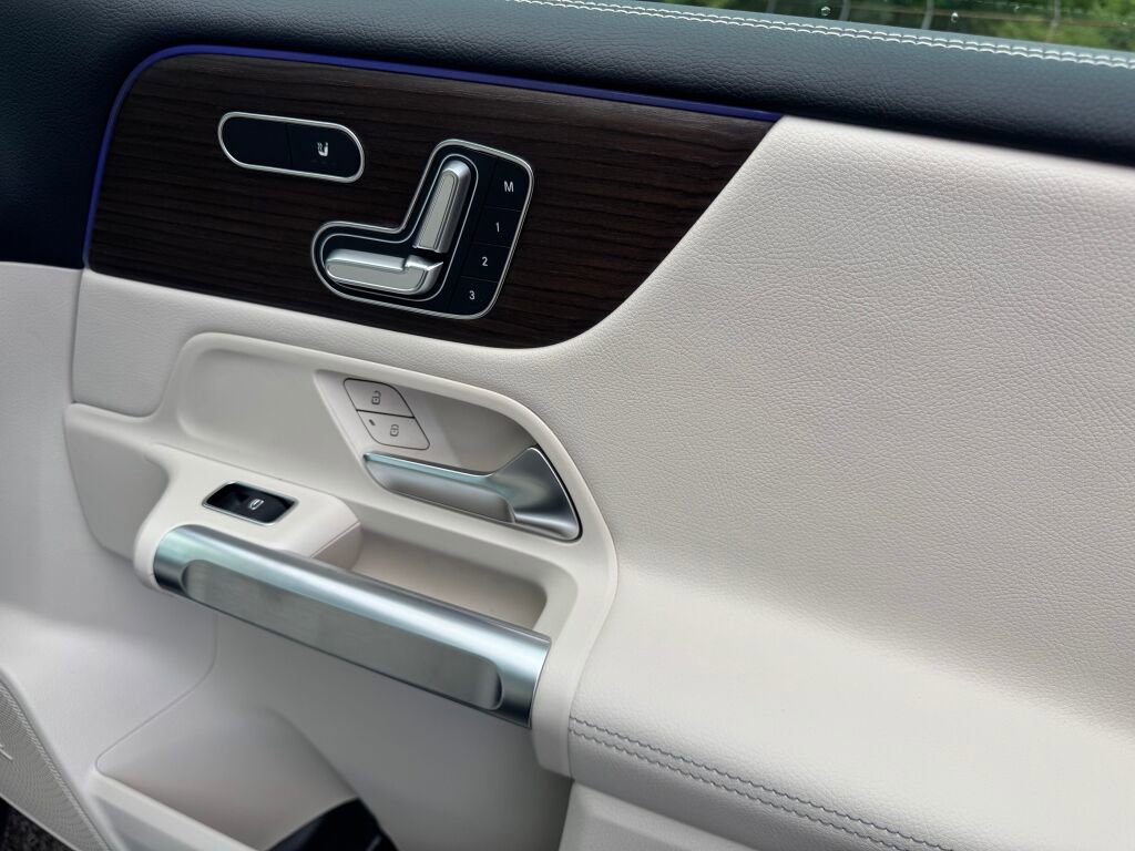 New 2026 Mercedes-Benz GLB 250 4MATIC image 22