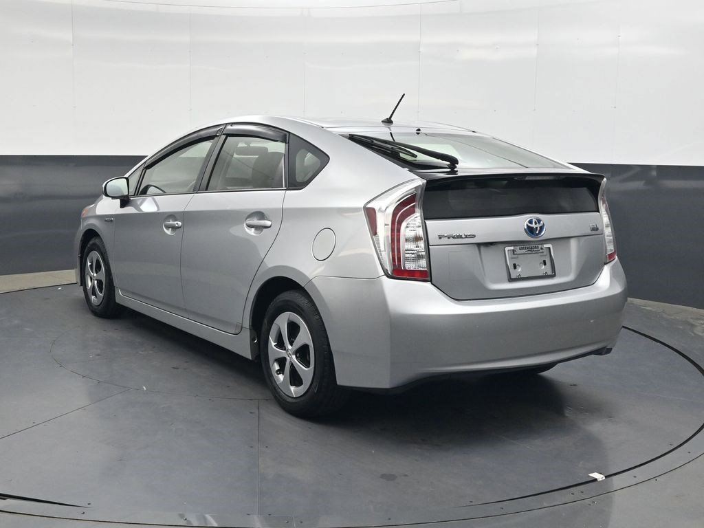Used 2015 Toyota Prius Two FWD image 6