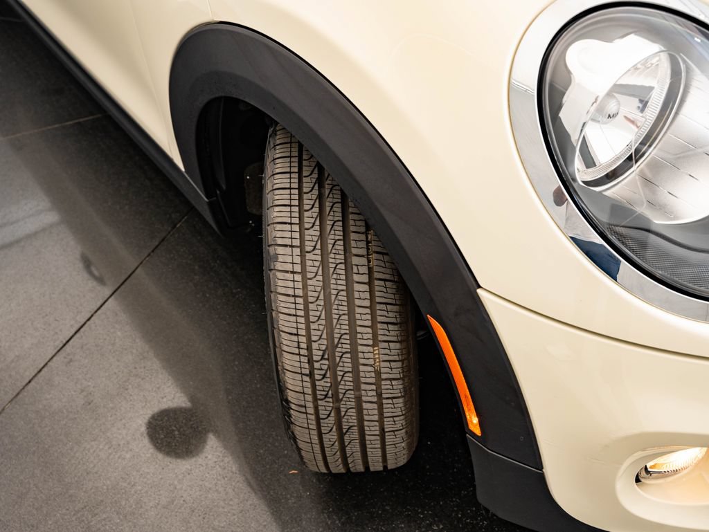 Used 2018 MINI Cooper 2-Door Hardtop FWD image 50