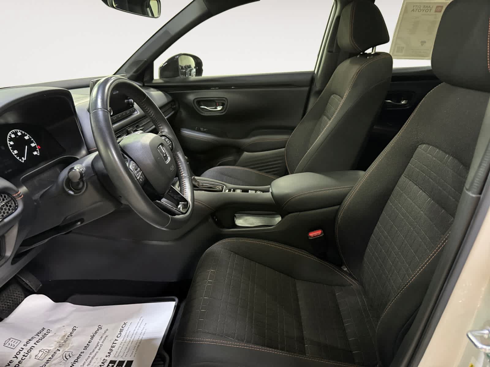 Used 2024 Honda HR-V Sport image 15