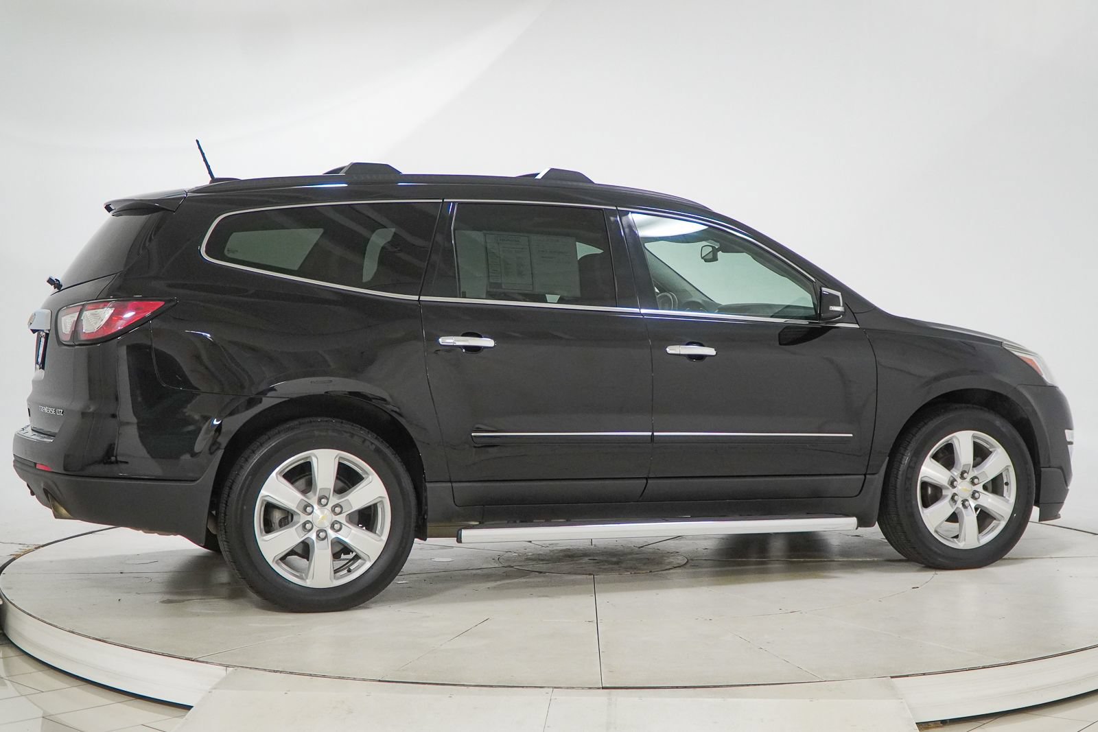 Used 2016 Chevrolet Traverse LTZ w/ LPO, 'HIT The Road' Package AWD/4WD image 14