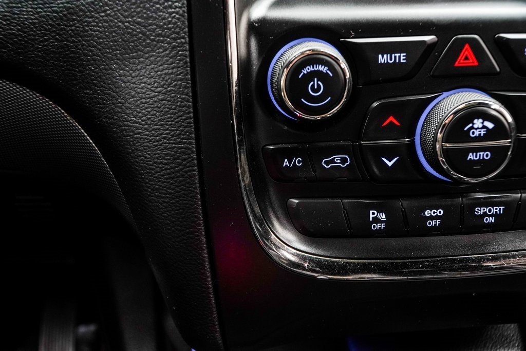 Used 2020 Dodge Durango R/T w/ Blacktop Package image 25