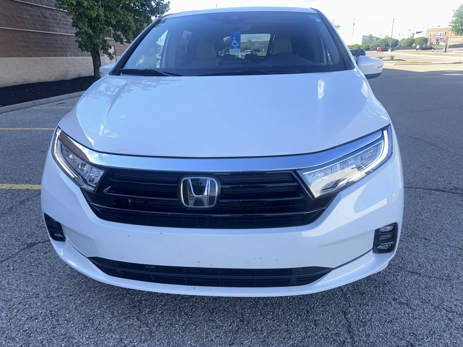 Used 2023 Honda Odyssey EX-L image 9