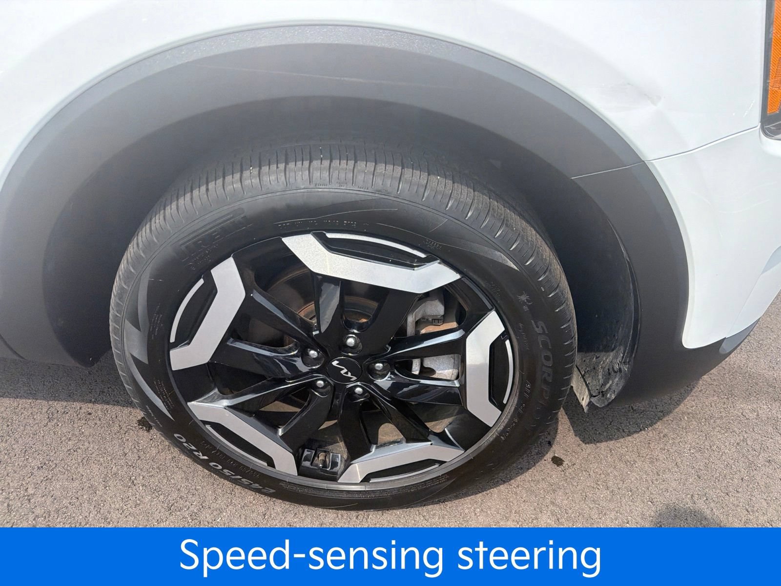 Certified 2024 Kia Telluride S w/ S Sunroof Package AWD/4WD image 28