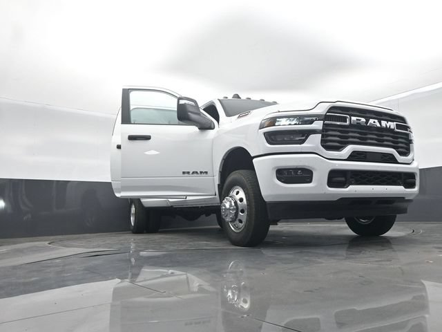 New 2026 RAM 3500 Big Horn AWD/4WD image 64
