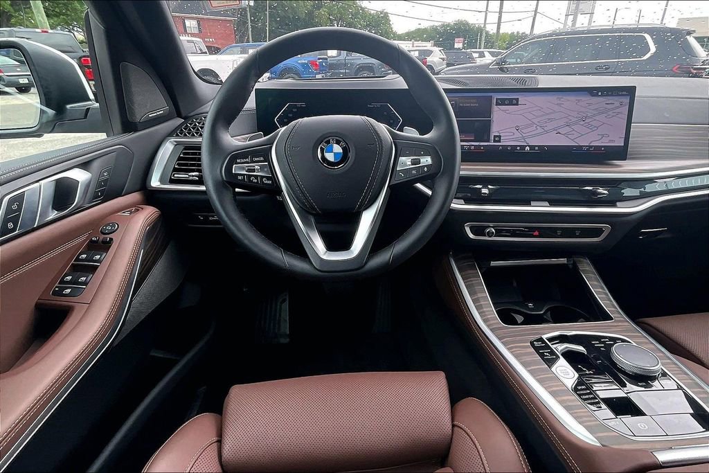 Used 2025 BMW X5 sDrive40i w/ Premium Package RWD image 7