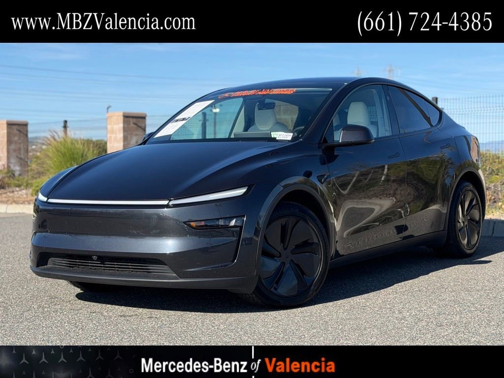 Used 2026 Tesla Model Y Long Range image 1