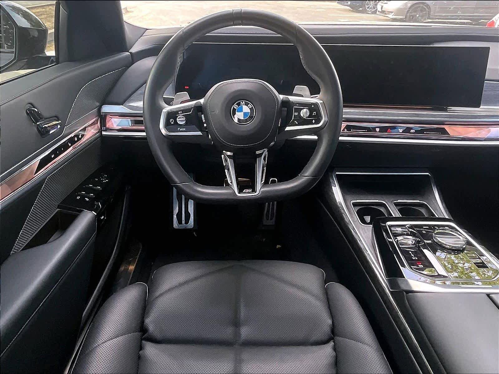 Certified 2023 BMW 740i image 7