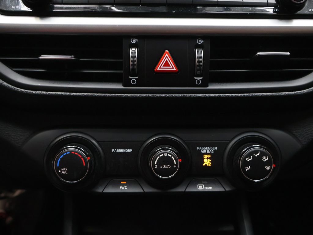 Used 2020 Kia Forte LXS image 22