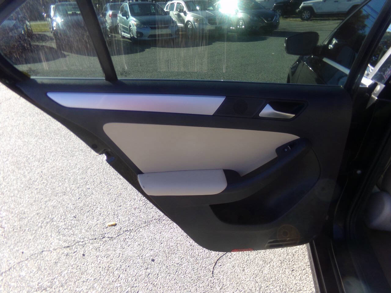 Used 2013 Volkswagen Jetta SE image 29