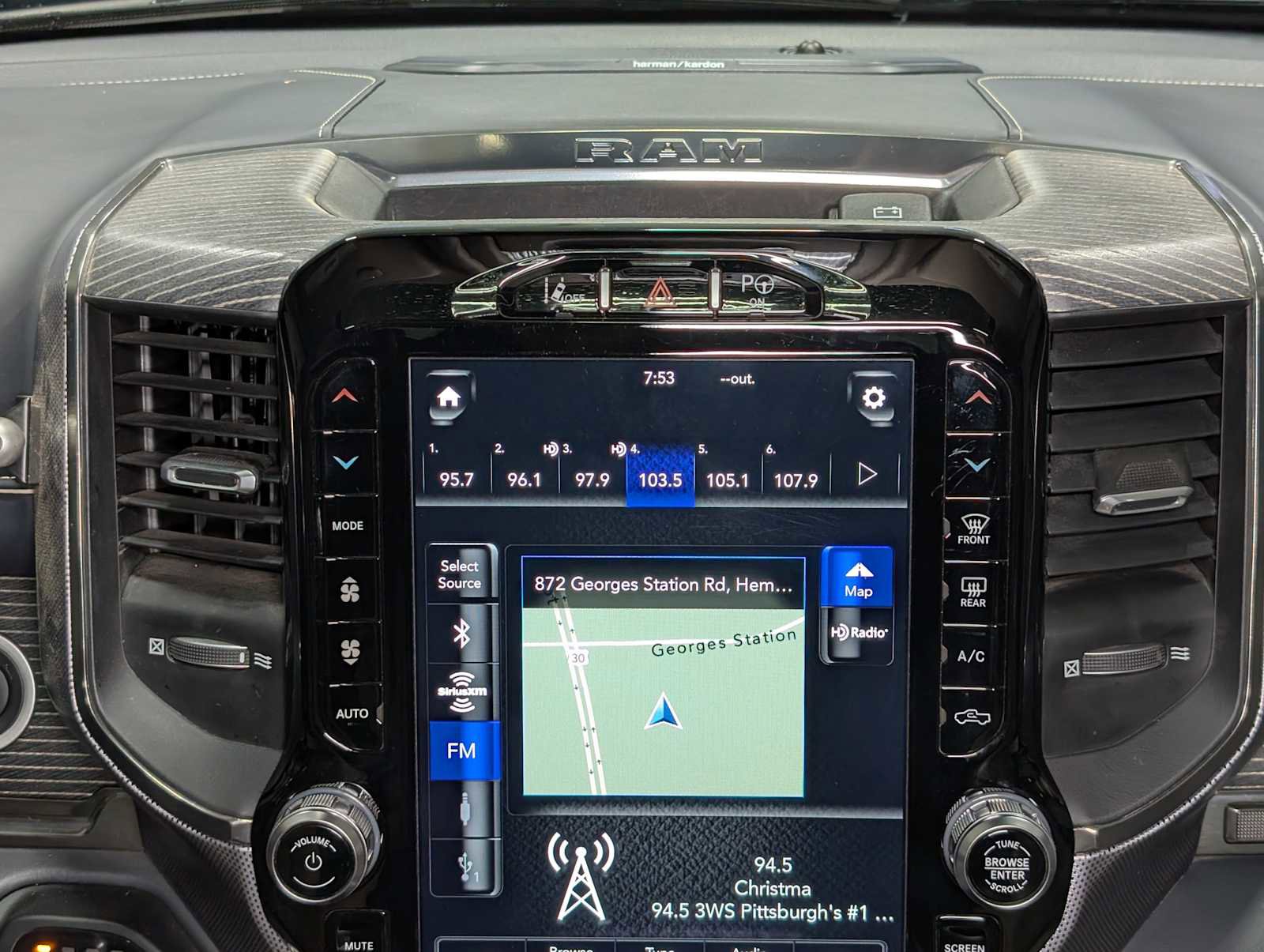 Used 2021 RAM 1500 Limited AWD/4WD image 17