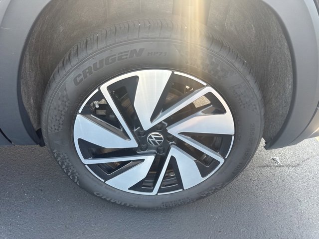 Used 2024 Volkswagen Atlas SE image 25