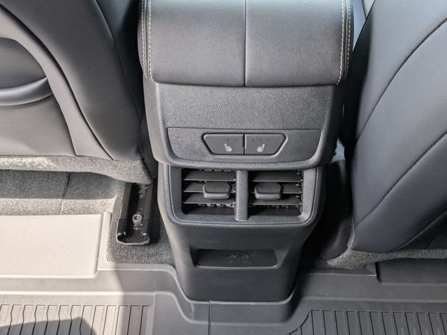New 2027 GMC Terrain Elevation w/ Elevation Premium Package AWD/4WD image 15