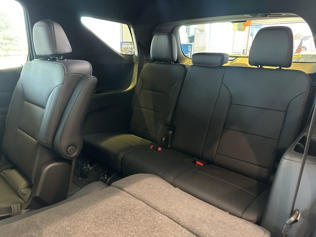 New 2026 Chevrolet Traverse Z71 w/ Driver Confidence Package AWD/4WD image 21