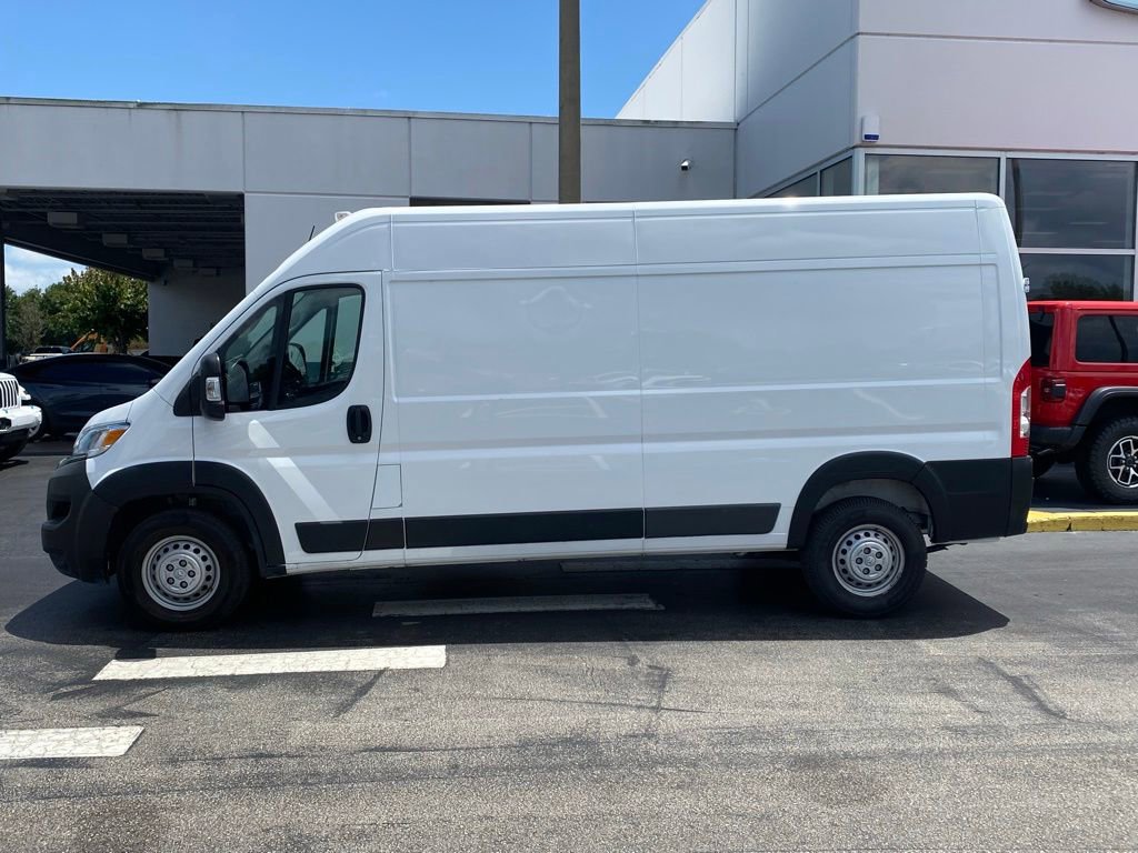 Used 2025 RAM ProMaster 2500 w/ Convenience Group FWD image 6