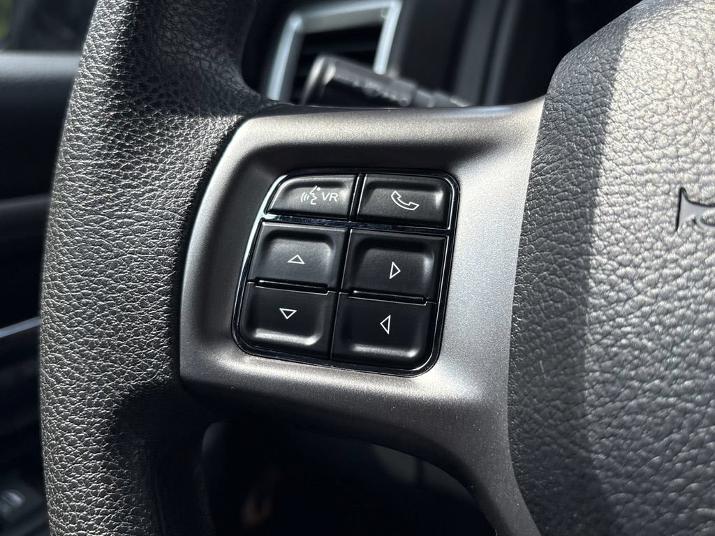 Used 2024 RAM 1500 Warlock RWD image 10
