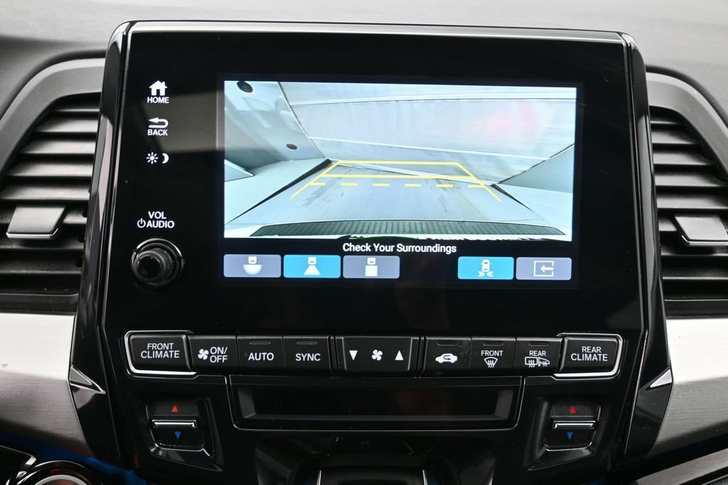 Used 2023 Honda Odyssey Touring image 13