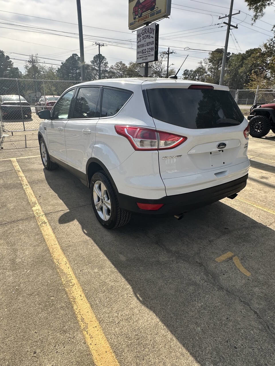 Used 2015 Ford Escape SE image 5