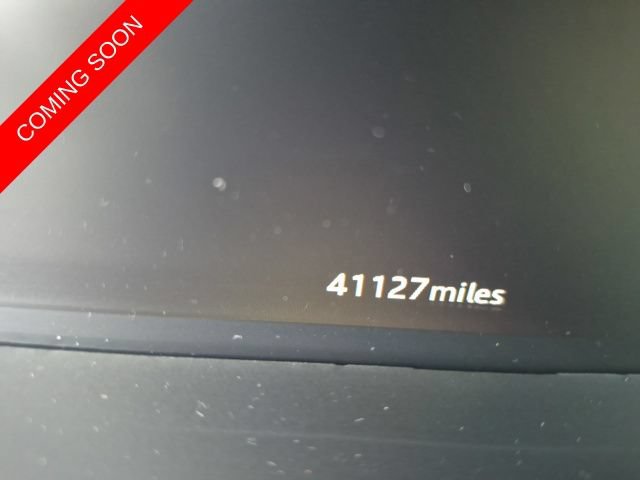 Used 2016 Jaguar XJ R-Sport RWD image 12