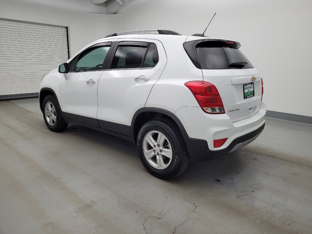 Used 2020 Chevrolet Trax LT w/ LT Convenience Package AWD/4WD image 3
